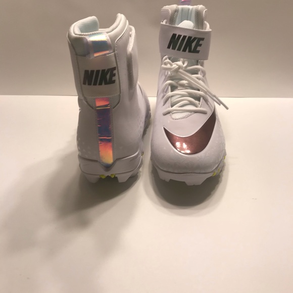 Nike cleats - Picture 3 of 5